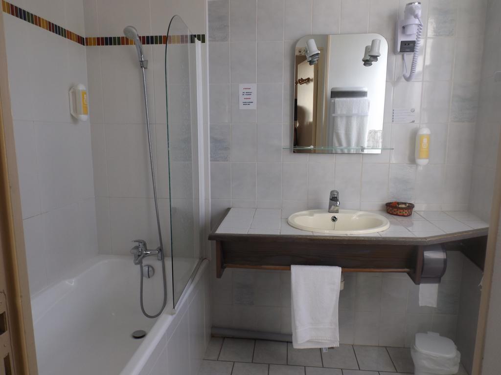 Logis Hotel La Residence, Cognac Centre Room photo