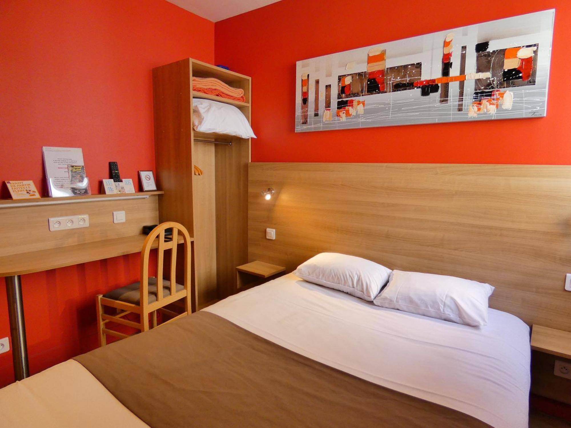 Logis Hotel La Residence, Cognac Centre Exterior photo